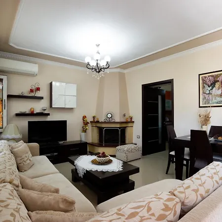 Doel's - Spacious Private House With Garden & Views In *
