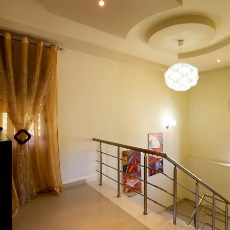 Doel's * Gjirokastër